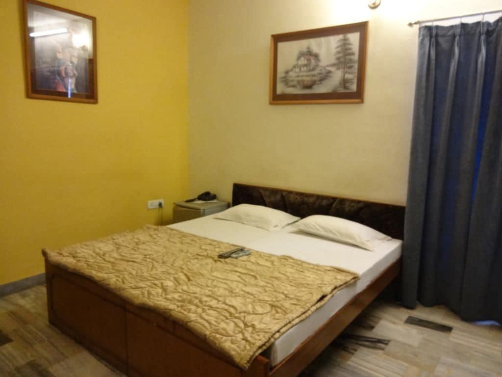 Hotel Grace Гвалиор Экстерьер фото